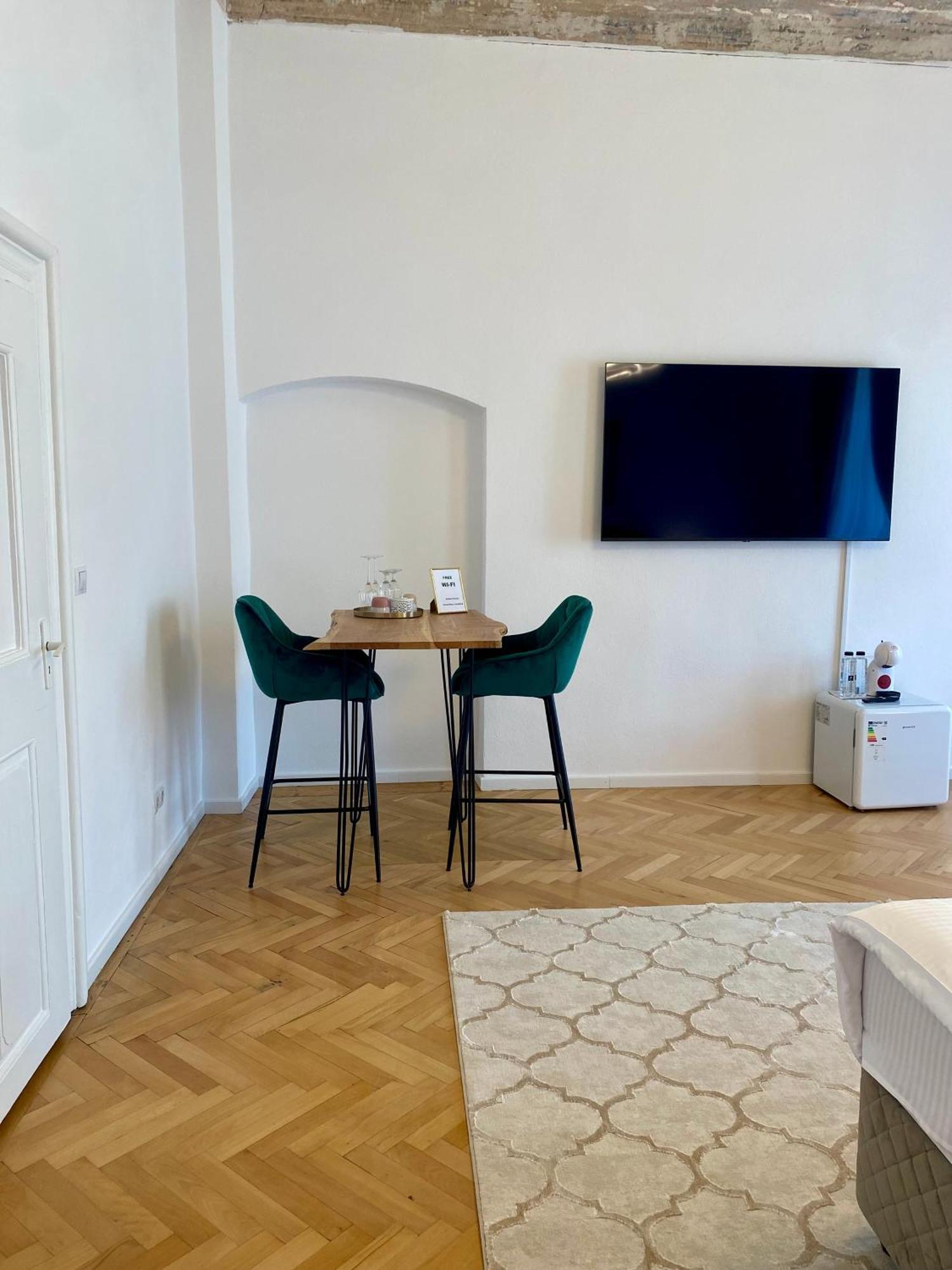 Schiller Rooms 锡比乌 外观 照片