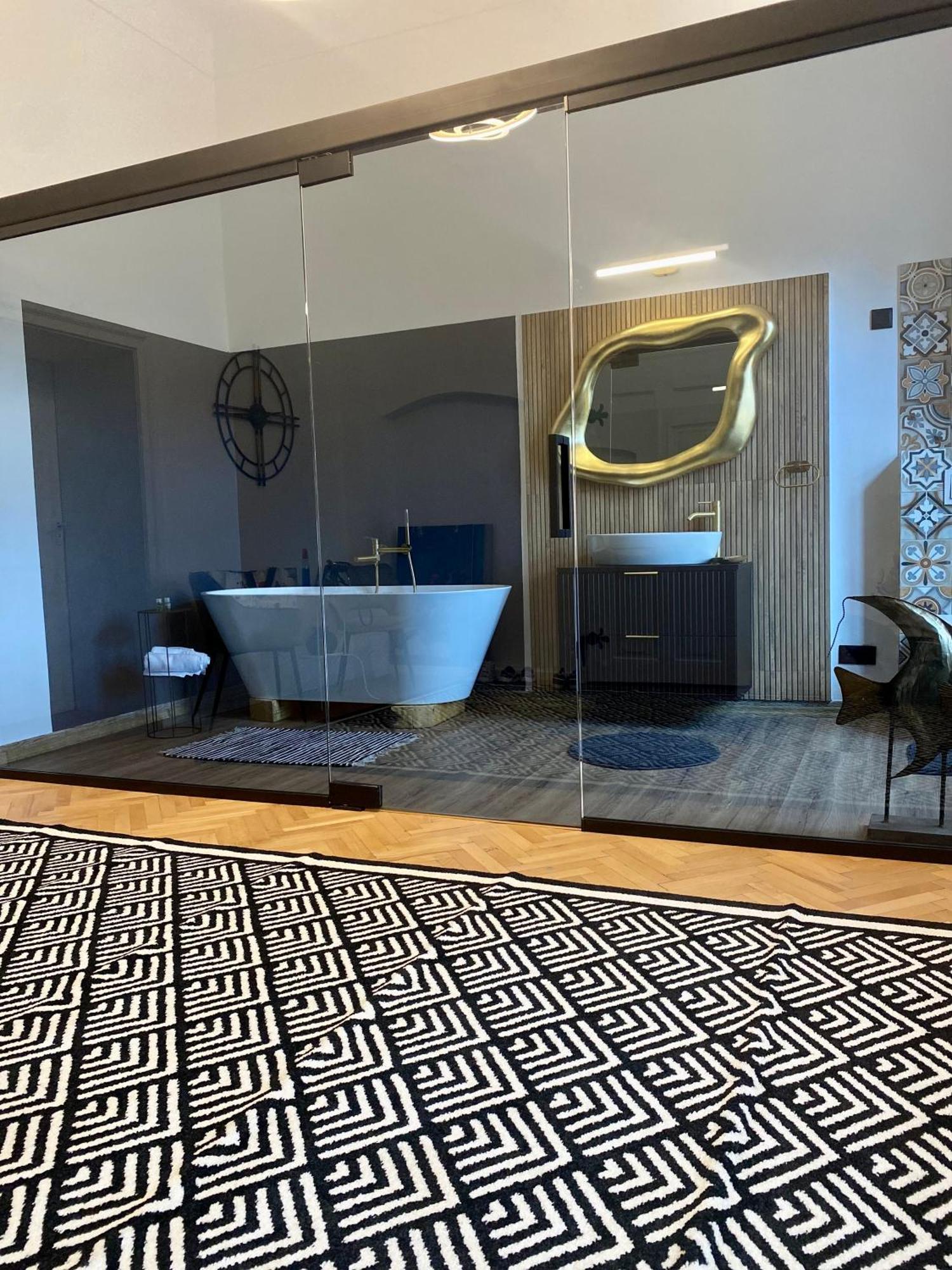 Schiller Rooms 锡比乌 外观 照片